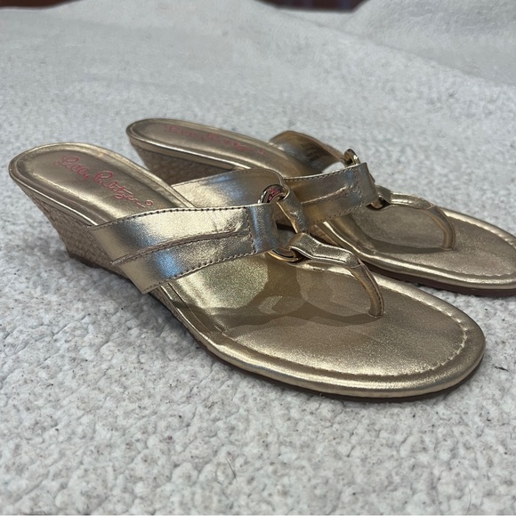 Lilly Pulitzer Women's McKim Wedge Sandal Gold Metallic 2” Wedge Heel - Picture 4 of 10